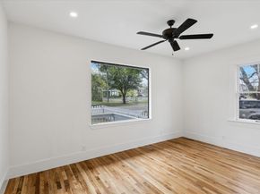 2250  Lipscomb Street , Fort Worth Texas 76110