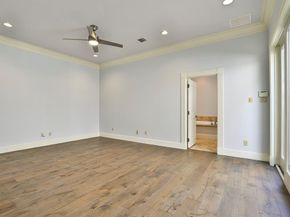 5004  Byers Avenue , Fort Worth Texas 76107