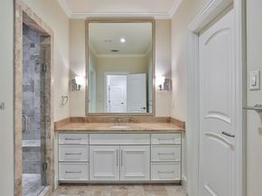 5004  Byers Avenue , Fort Worth Texas 76107