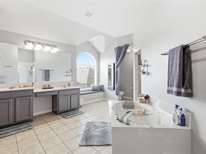 851  Branch Crossing , Lantana Texas 76226