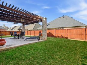 851  Branch Crossing , Lantana Texas 76226