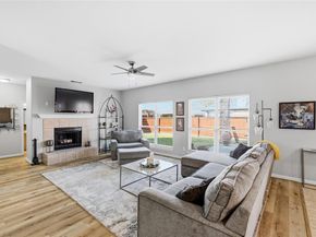 851  Branch Crossing , Lantana Texas 76226