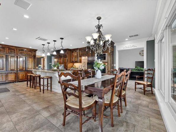304  Havenwood Lane N, Fort Worth Texas 76112