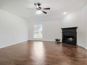 910 W Bois D Arc Street , Celina Texas 75009