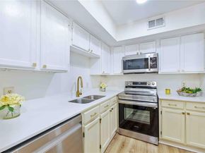 2310  Balsam Drive  B106, Arlington Texas 76006