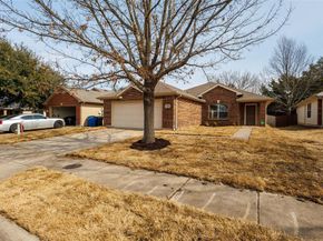 7802  Arkan Parkway , Dallas Texas 75241