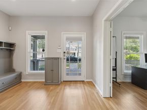 6100  Victor Street , Dallas Texas 75214