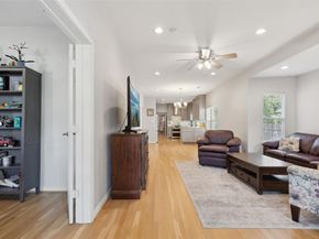 6100  Victor Street , Dallas Texas 75214