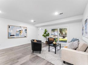 2661  Hudspeth Avenue , Dallas Texas 75216