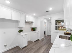 2661  Hudspeth Avenue , Dallas Texas 75216