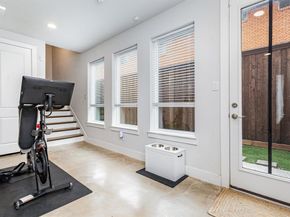 1120  Lavender Ridge , Dallas Texas 75204