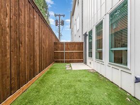 1120  Lavender Ridge , Dallas Texas 75204