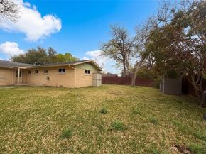 509  Robinhood Drive , Irving Texas 75061
