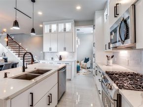 2043  Canada Drive , Dallas Texas 75212