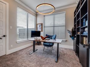 2043  Canada Drive , Dallas Texas 75212