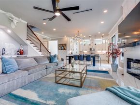 2043  Canada Drive , Dallas Texas 75212