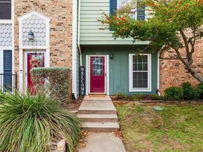 112  Churchill Lane , Euless Texas 76039