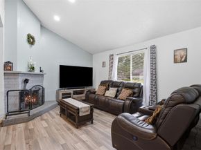 2917  Brookcrest Drive , Garland Texas 75040