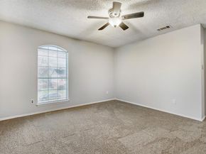 2112  Meadowview Drive , Corinth Texas 76210