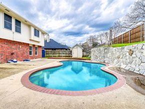 2112  Meadowview Drive , Corinth Texas 76210