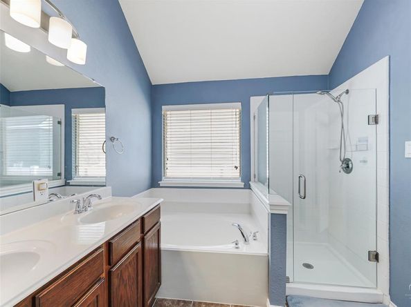 1201  Hayden Lane , Savannah Texas 76227