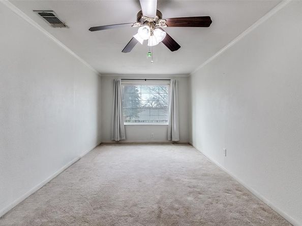 2217  Longwood Lane , Dallas Texas 75228