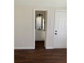 3903  Wanklyn Court , Dallas Texas 75237