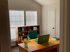 3903  Wanklyn Court , Dallas Texas 75237