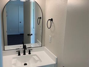 3903  Wanklyn Court , Dallas Texas 75237