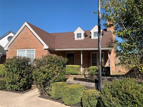 3903  Wanklyn Court , Dallas Texas 75237