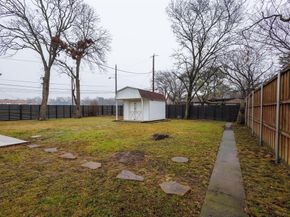 2540  Prichard Lane , Dallas Texas 75227