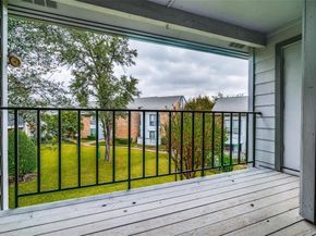 15151  Berry Trail  1208, Dallas Texas 75248