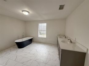 3516  Rio Grande Circle , Dallas Texas 75233