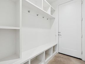 3081  Chimes Street , Dallas Texas 75219