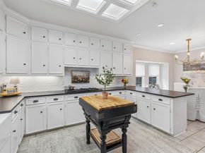 9631  Hilldale Drive , Dallas Texas 75231