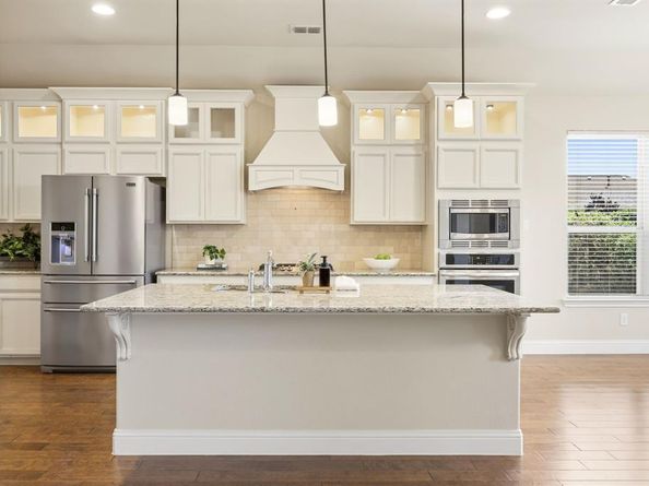 720  Louisville Road , Aubrey Texas 76227