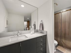 2011  Cedar Springs   305, Dallas Texas 75201