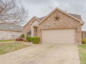 5800  Show Master Lane , Fort Worth Texas 76179