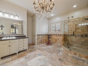 1924  Kings Pass , Heath Texas 75032