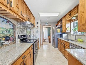 2910  Lakeshore Court , Arlington Texas 76013