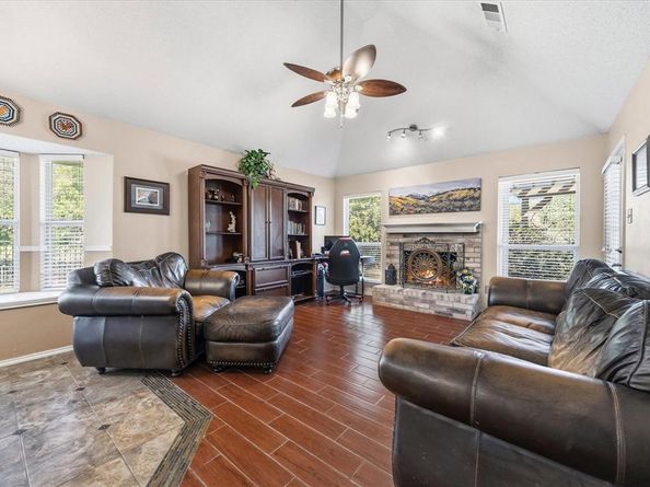 6412  Bluebonnet Drive , Rowlett Texas 75089