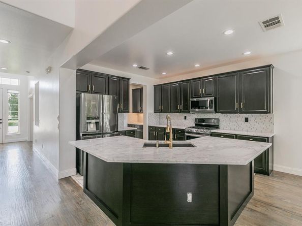 8701  Freeport Drive , Denton Texas 76207