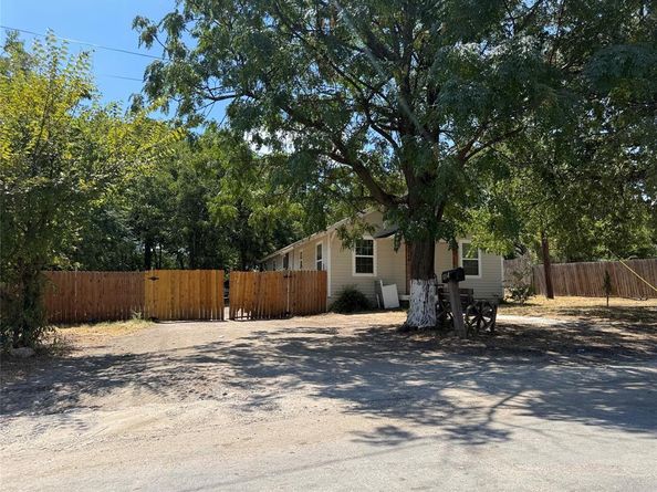 1114 E Ohio Avenue , Dallas Texas 75216