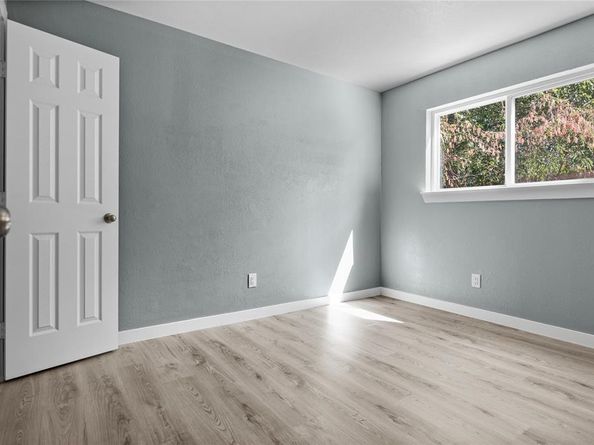 1410  Oakbrook Street , Lancaster Texas 75134