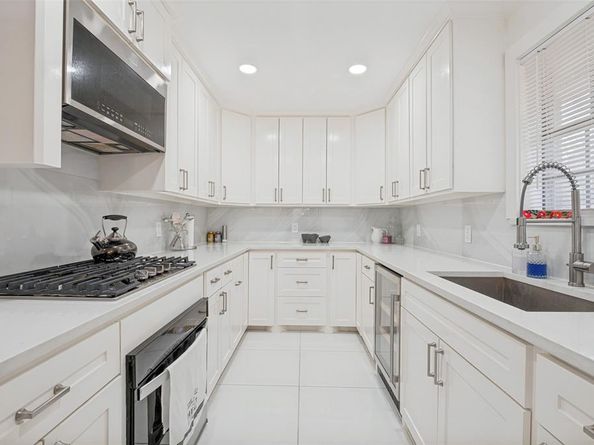 948  Briarcove Place , Lancaster Texas 75146