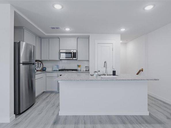 3039  Tenor Way , Sachse Texas 75048