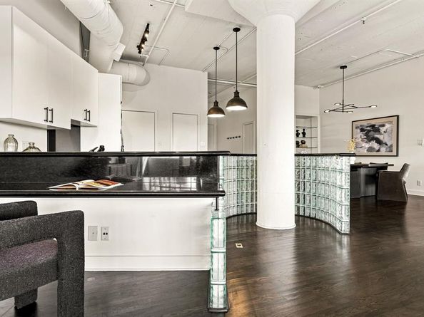 2220  Canton Street  409, Dallas Texas 75201