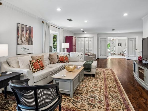 6236  del Norte Lane , Dallas Texas 75225