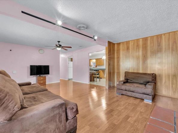 2210  Starlite Lane , Irving Texas 75061