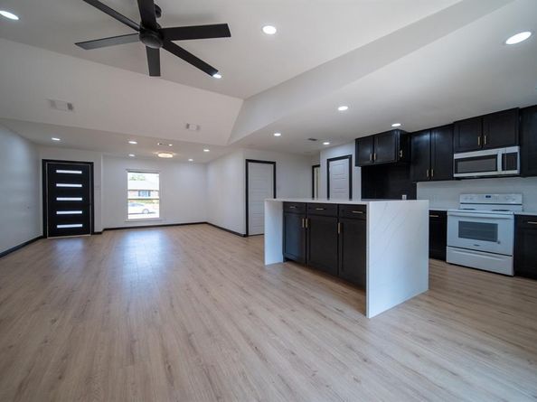 238  Prairie Vista Drive , Dallas Texas 75217